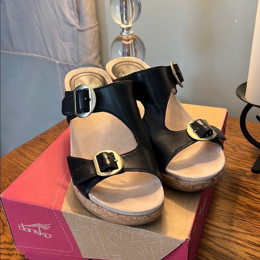 Dansko Carla Black Women's Sandals, Size 38